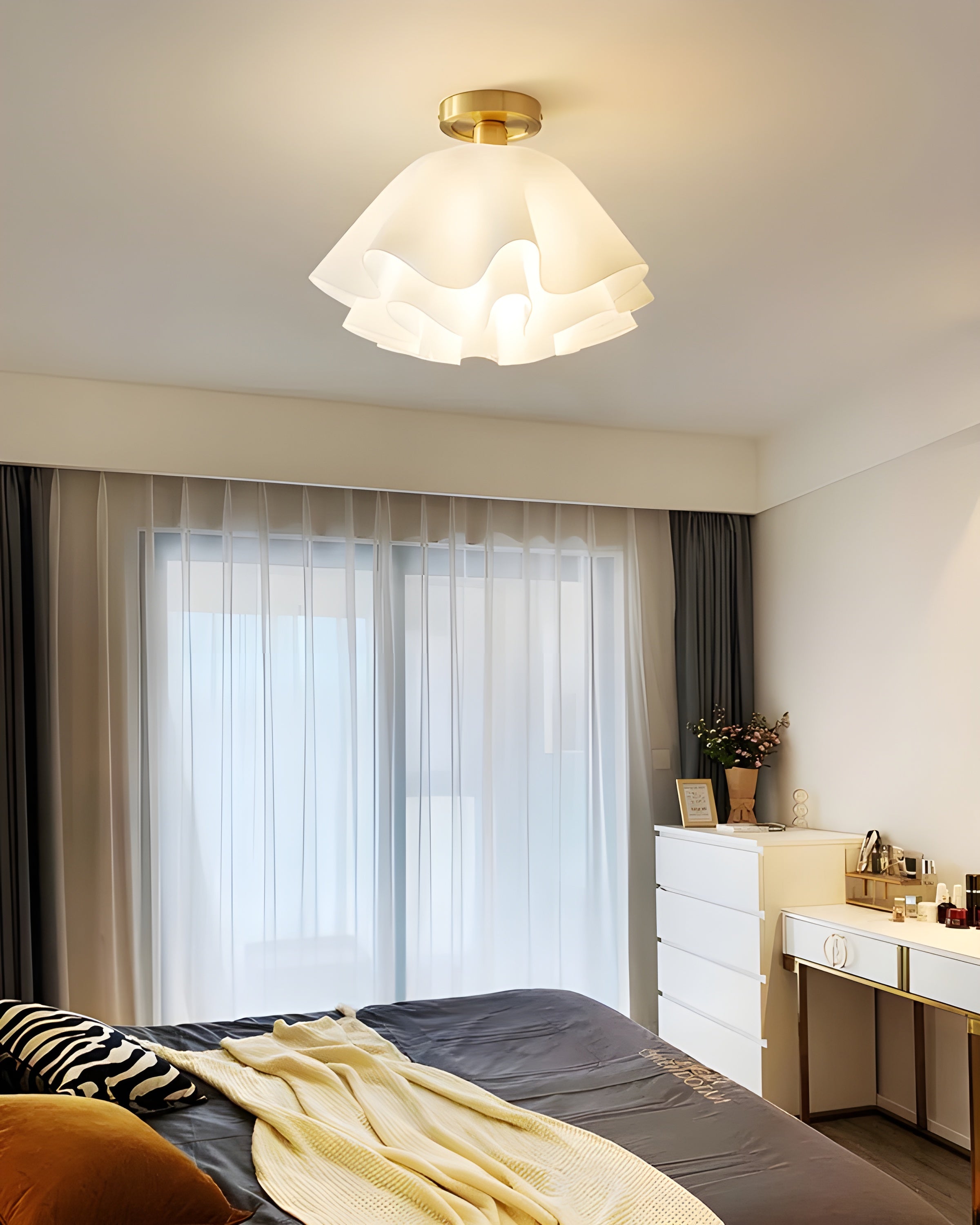 Verfijnde LED Plafondlamp met Bloemdesign - FloralArt Light
