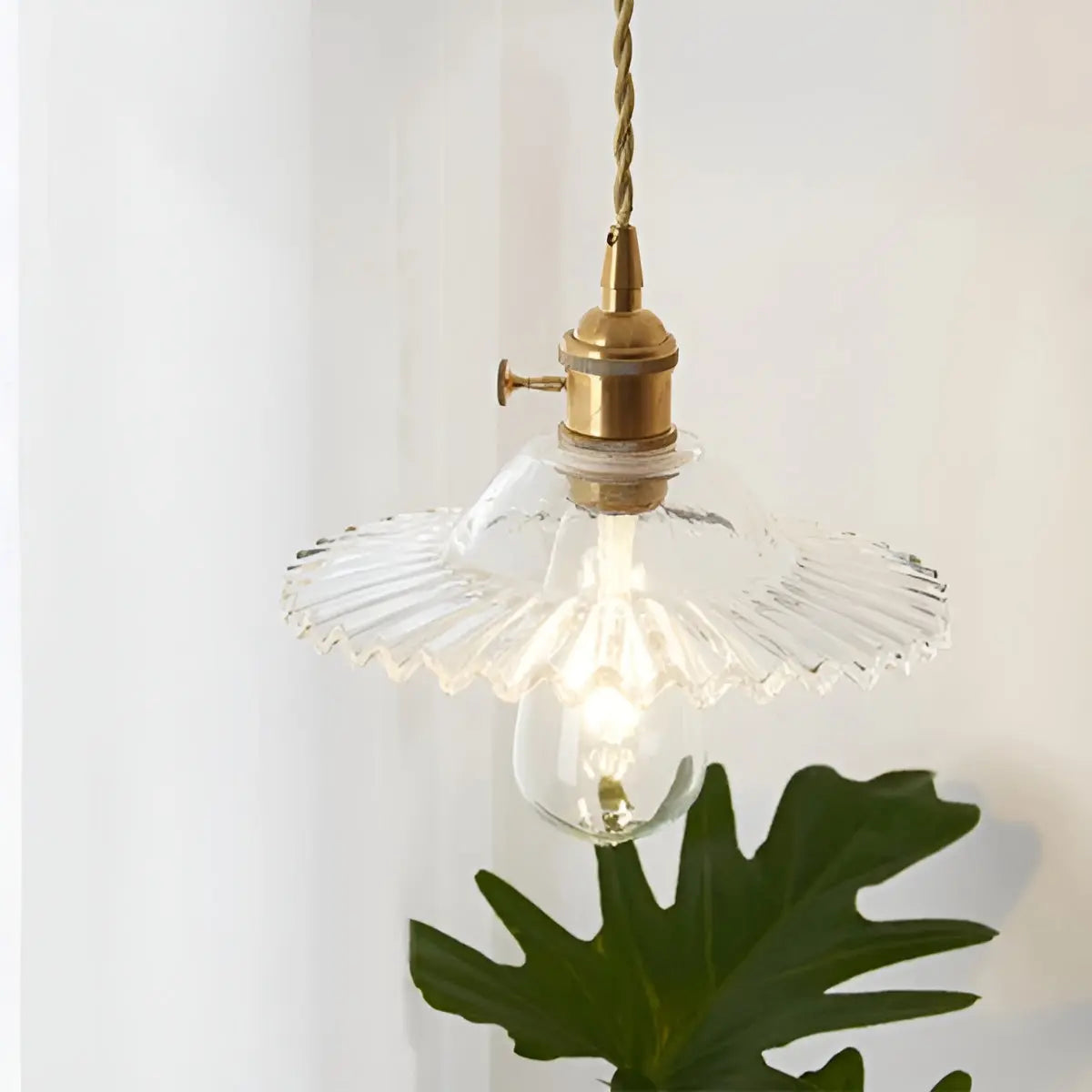 LuxeVintage-Lampe-Nordic-Vintage-LED-Kronleuchter-Lampe-Elegare-200418844.jpg