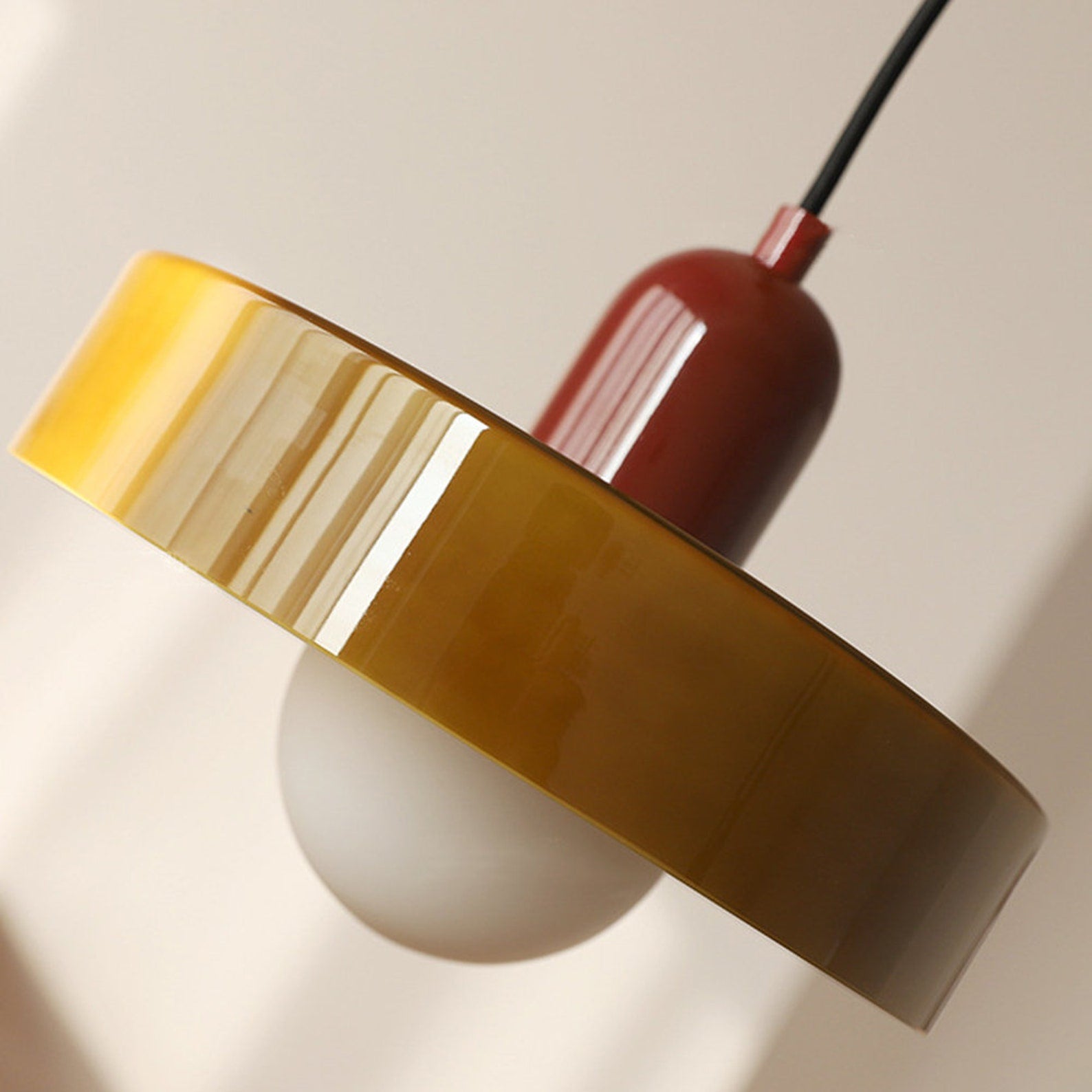 Glazen Hanglamp – Tijdloos Design met Moderne Functionaliteit